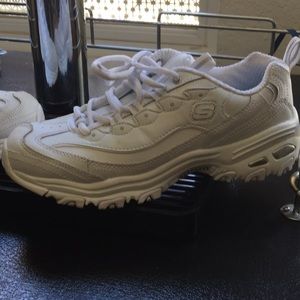 Women’s sketchers D’Lites sz 7